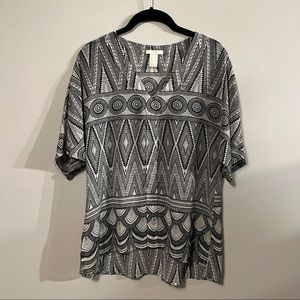 H&M Black and White Geometric Print Blouse